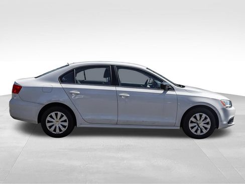 Used 2013 Volkswagen Jetta S FWD image 3