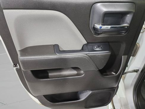 Used 2018 Chevrolet Silverado 2500 W/T AWD/4WD image 25