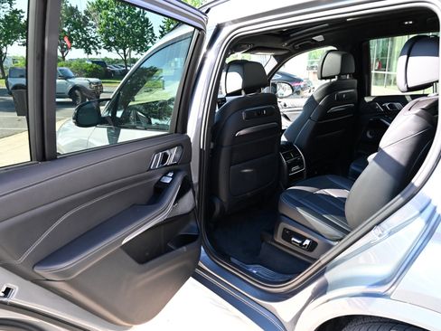 Used 2023 BMW X7 M60i w/ Executive Package AWD/4WD image 34