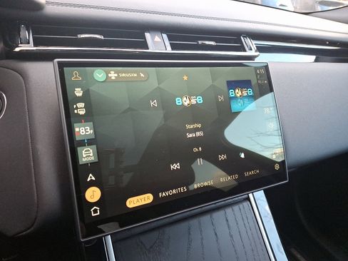 Used 2026 Land Rover Range Rover Velar Dynamic SE image 18