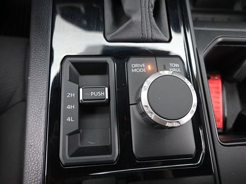 Used 2025 Toyota Tundra SR5 w/ SR5 Convenience Package AWD/4WD image 32