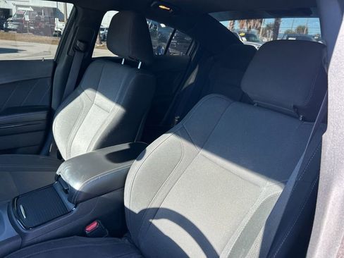 Used 2019 Dodge Charger SXT w/ Blacktop Package image 22