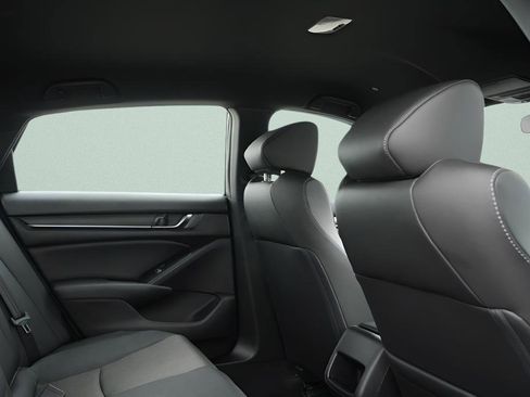 Used 2019 Honda Accord Sport image 15