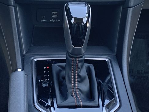 Used 2023 Subaru Crosstrek 2.5i Limited w/ Moonroof Package image 24