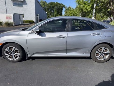 Used 2018 Honda Civic LX image 5