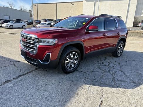 Used 2023 GMC Acadia SLE w/ Driver Convenience Package image 1