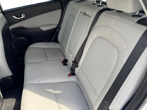 Used 2022 Hyundai Kona Limited w/ Cargo Package image 13