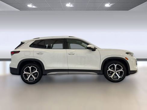 New 2026 Volkswagen Tiguan SE image 8