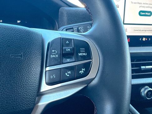 Used 2025 Ford Explorer Active image 45