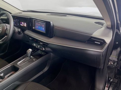 Used 2025 Nissan Kicks S FWD image 27