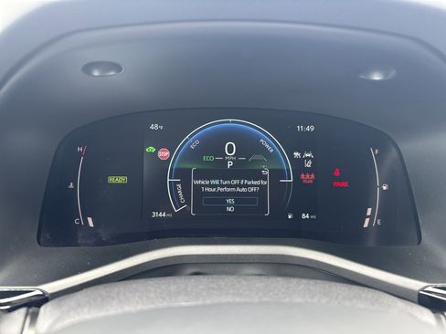 Used 2025 Toyota Camry SE w/ Convenience Package image 20