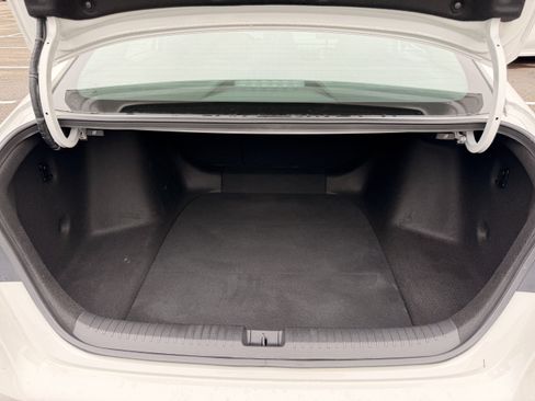 Used 2023 Honda Accord EX image 30