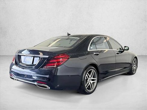 Used 2018 Mercedes-Benz S 560 Sedan image 5