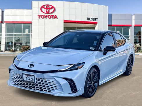 Certified 2025 Toyota Camry XSE image 3