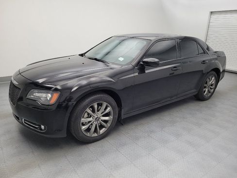 Used 2014 Chrysler 300 S w/ Luxury Group AWD/4WD image 2