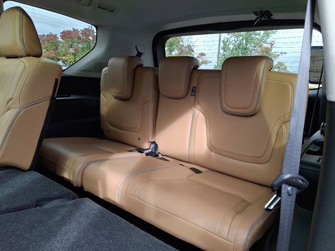 New 2026 INFINITI QX80 Luxe w/ Cargo Package image 6