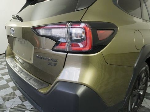 Certified 2025 Subaru Outback Onyx Edition XT image 13