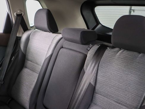 Used 2023 Nissan Rogue SV image 24