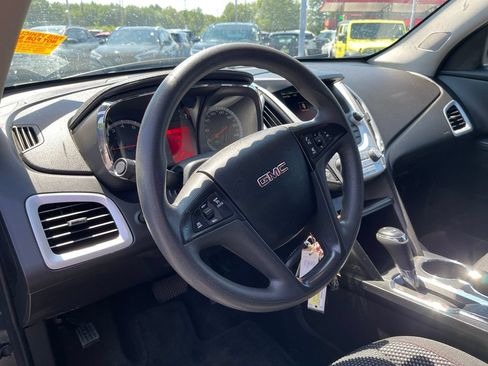 Used 2017 GMC Terrain SLE FWD image 14