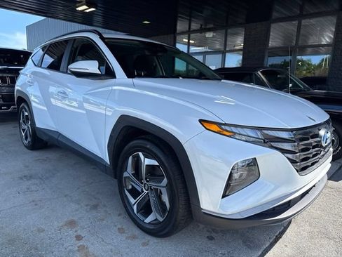 Used 2022 Hyundai Tucson SEL w/ Convenience Package FWD image 2