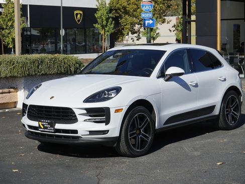 Used 2020 Porsche Macan S image 2
