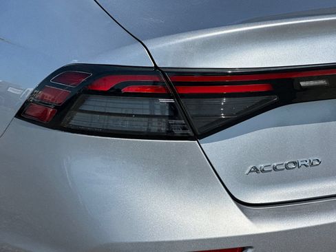 Used 2024 Honda Accord EX image 25