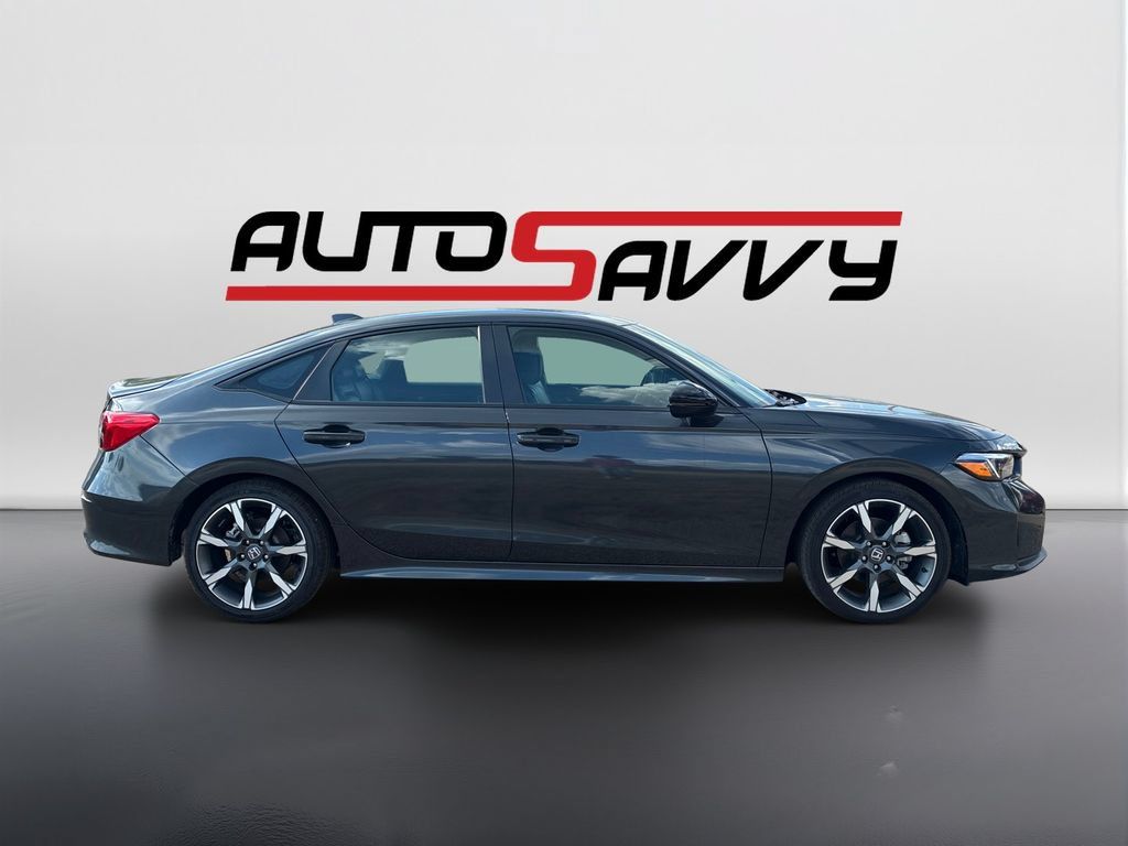 Used 2026 Honda Civic Sport Touring image 4