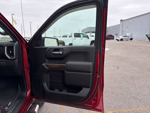 Used 2021 Chevrolet Silverado 1500 RST w/ Z71 Off-Road Package image 18