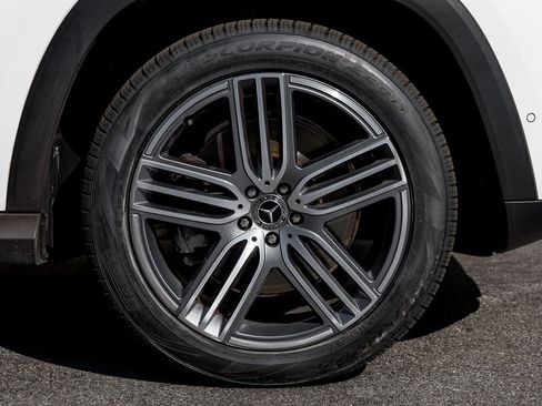 Used 2025 Mercedes-Benz GLS 450 GLS 450 image 15