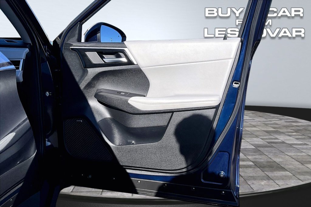 Used 2025 Mitsubishi Outlander SE AWD/4WD image 23