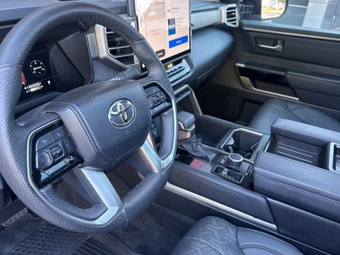 Used 2024 Toyota Tundra Limited AWD/4WD image 11