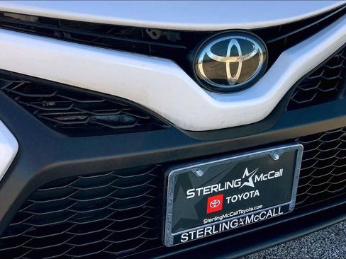 Used 2022 Toyota Camry SE FWD image 28