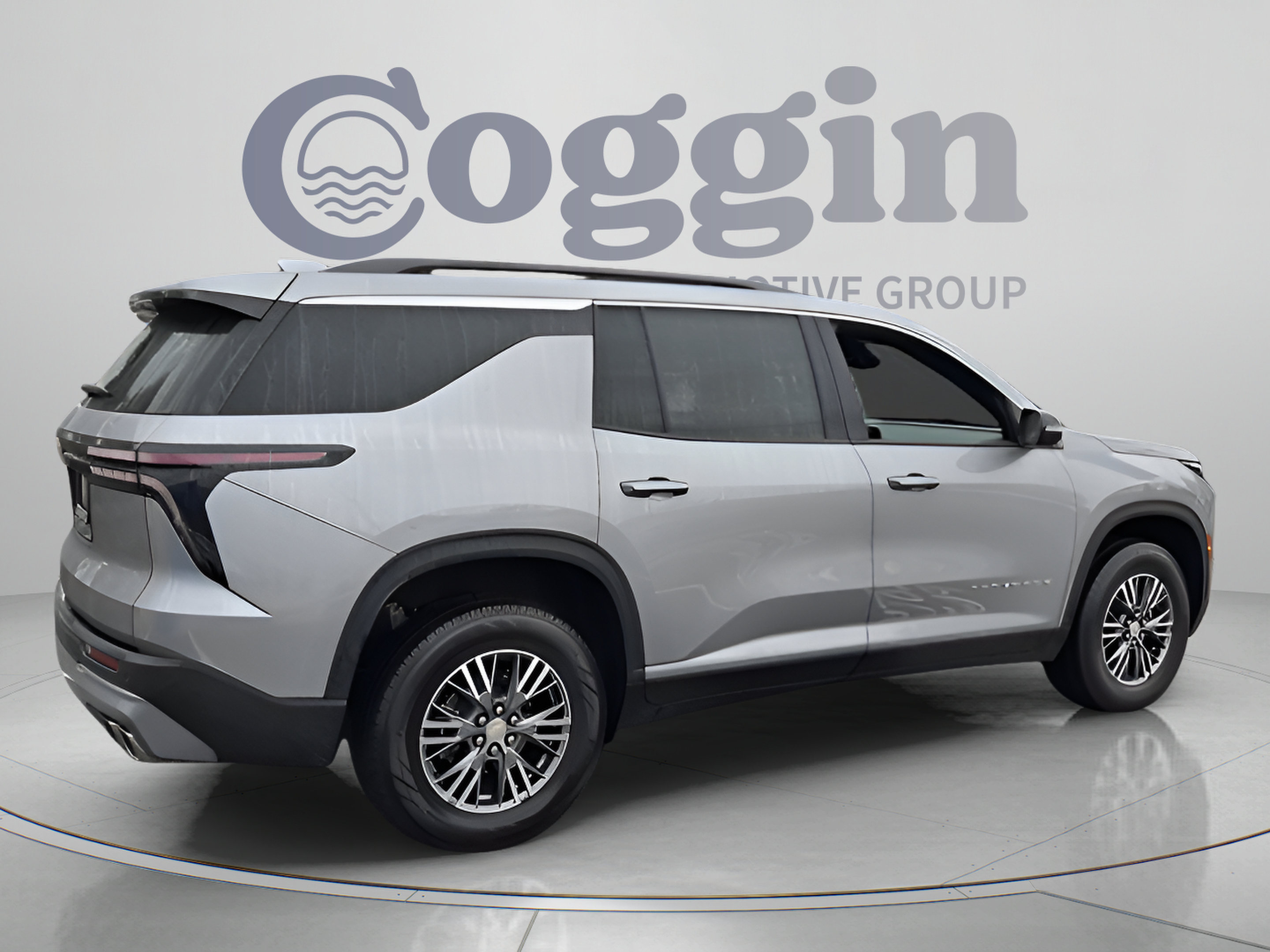 Used 2025 Chevrolet Traverse LT AWD/4WD image 5