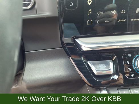 Used 2024 GMC Sierra 1500 Denali Ultimate AWD/4WD image 32