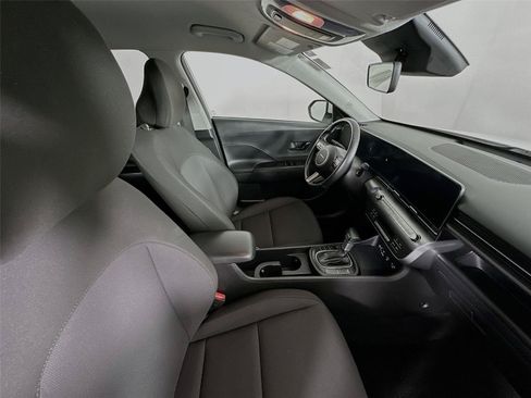 Used 2024 Hyundai Kona SEL AWD/4WD image 26