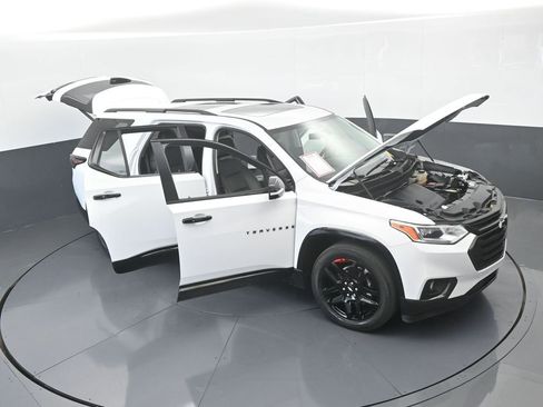 Used 2021 Chevrolet Traverse Premier w/ Redline Edition image 63