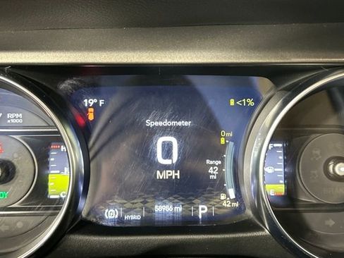 Used 2023 Jeep Wrangler Unlimited w/ Cold Weather Group AWD/4WD image 18