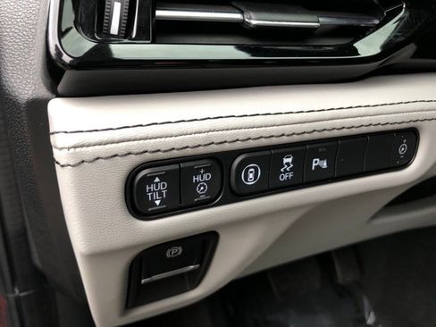 Used 2023 Acura MDX SH-AWD w/ Advance Package image 13