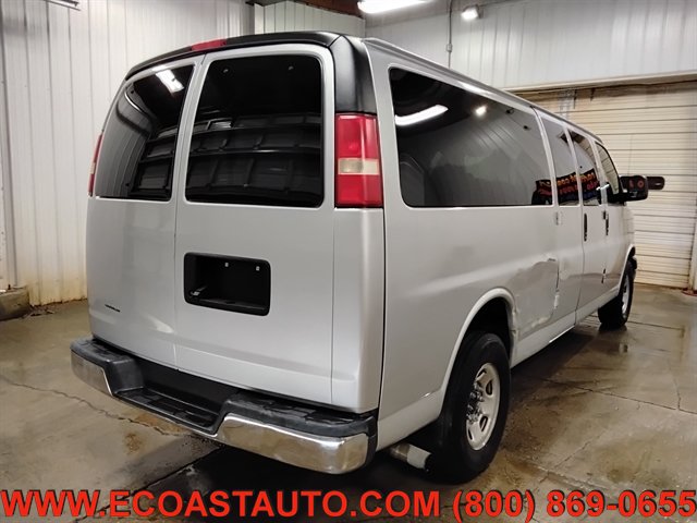 Used 2014 Chevrolet Express 3500 LT w/ LT Preferred Equipment Group RWD image 3