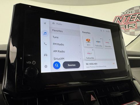 Used 2024 Toyota Corolla Cross L image 18