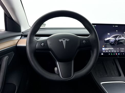 Used 2023 Tesla Model 3 Performance image 34