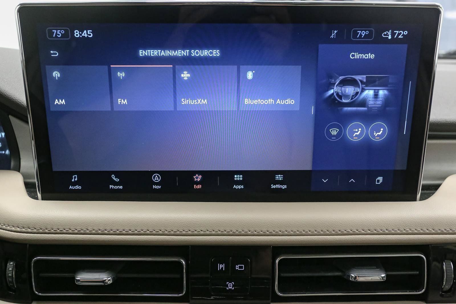 Used 2023 Lincoln Nautilus AWD w/ Premium Package image 26
