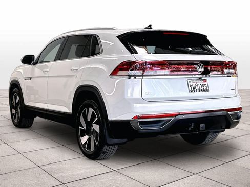 Used 2026 Volkswagen Atlas Cross Sport SEL w/ Adventure Package AWD/4WD image 7