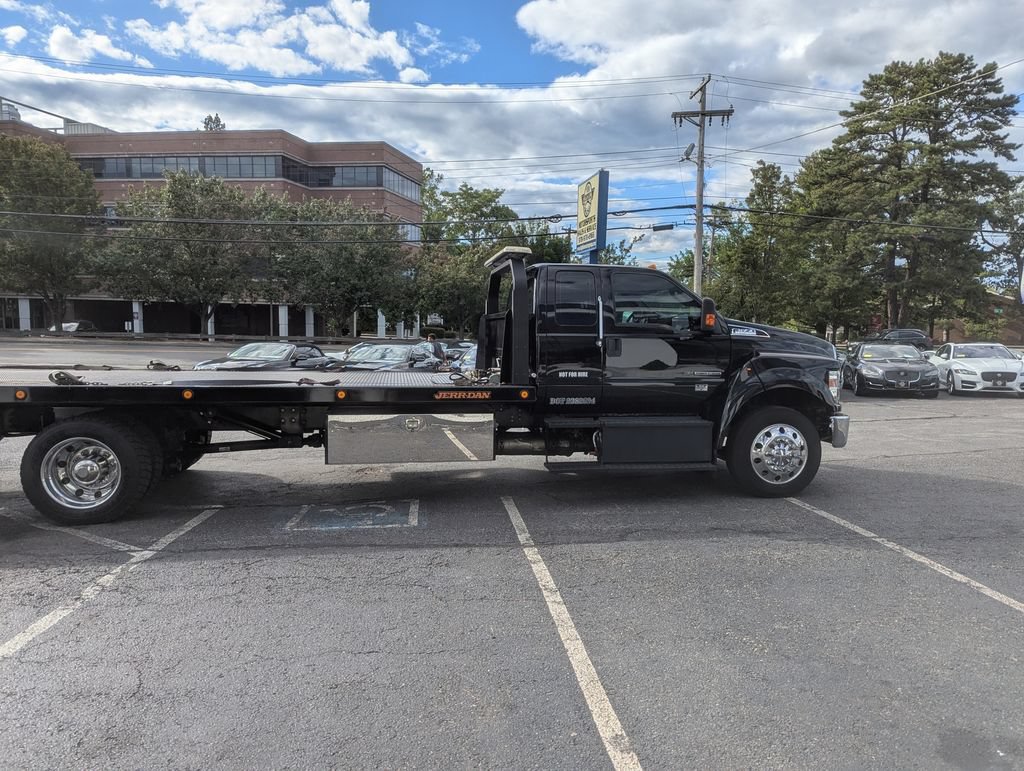 Used 2019 Ford F650 2WD SuperCab Super Duty image 7