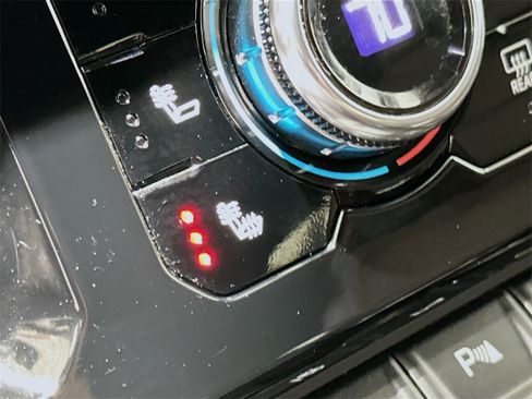 Used 2024 GMC Sierra 2500 Denali w/ Denali Reserve Package image 21