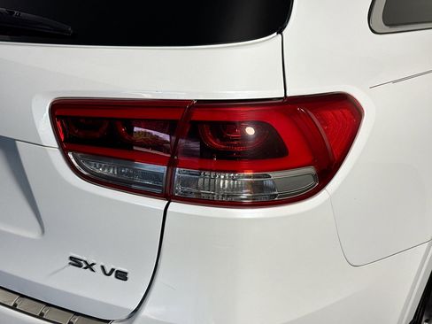 Used 2017 Kia Sorento SX AWD/4WD image 34