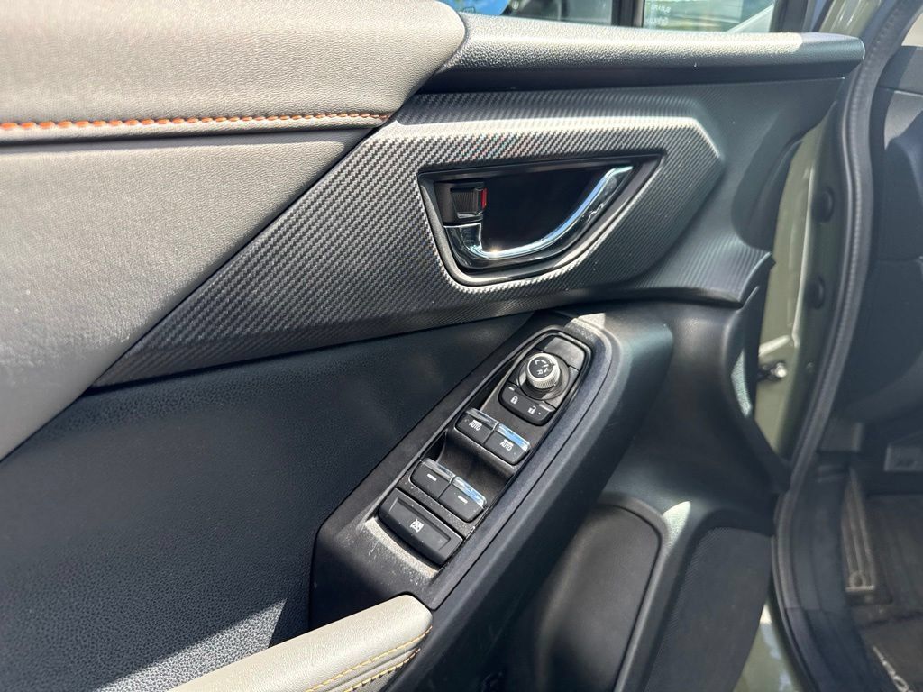 Certified 2025 Subaru Crosstrek 2.5i Limited AWD/4WD image 23