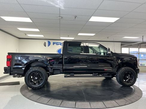 New 2025 Ford F250 Lariat w/ Lariat Ultimate Package image 9