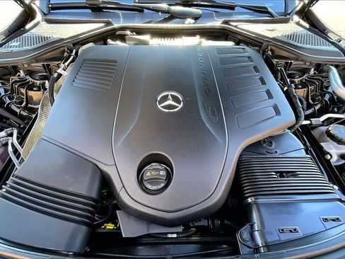 New 2026 Mercedes-Benz E 450 4MATIC Sedan image 11