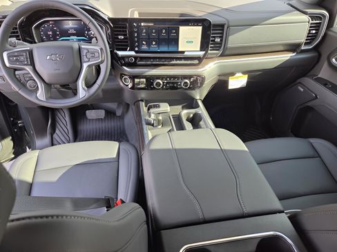 New 2026 Chevrolet Silverado 1500 LT Trail Boss w/ Convenience Package II image 17